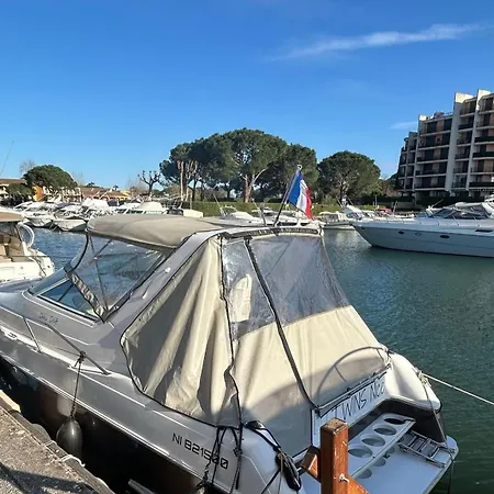 Refuge Marin - Twins Boat Botel *